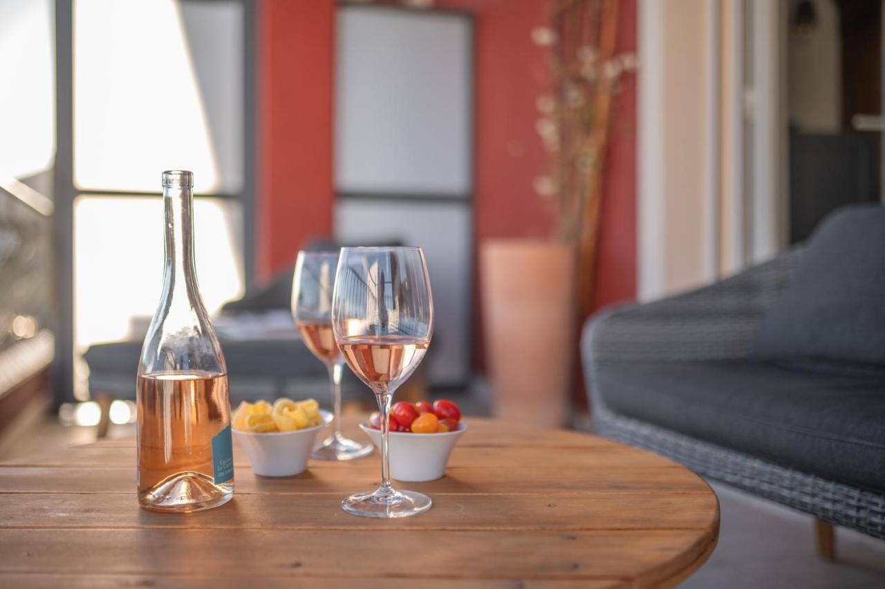 La Fabrique A Poupees - Chambres Et Appartements De Charme Au Coeur De Ментона Екстериор снимка