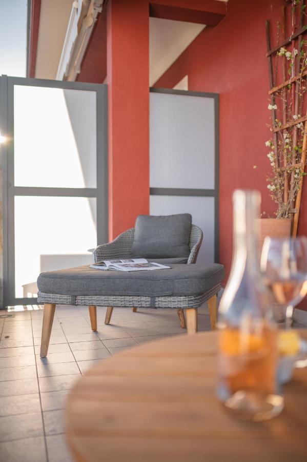 La Fabrique A Poupees - Chambres Et Appartements De Charme Au Coeur De Ментона Екстериор снимка