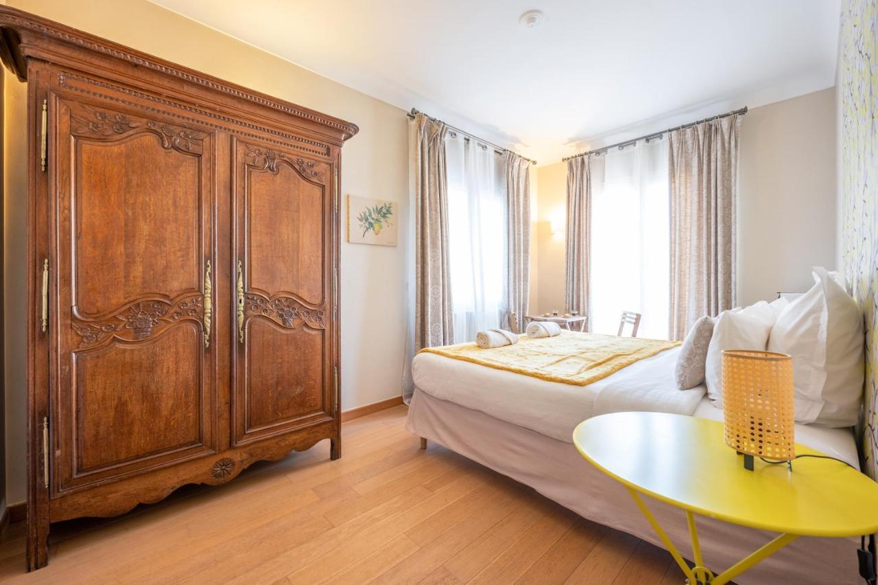 La Fabrique A Poupees - Chambres Et Appartements De Charme Au Coeur De Ментона Екстериор снимка