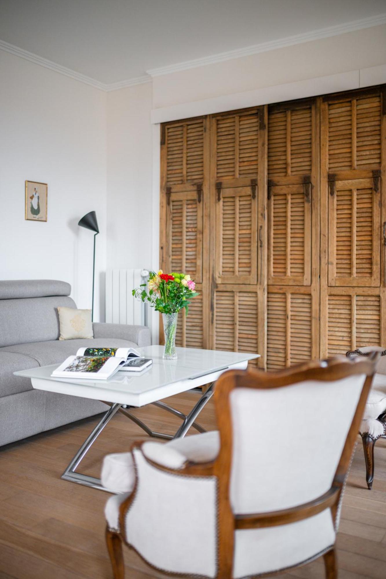 La Fabrique A Poupees - Chambres Et Appartements De Charme Au Coeur De Ментона Екстериор снимка