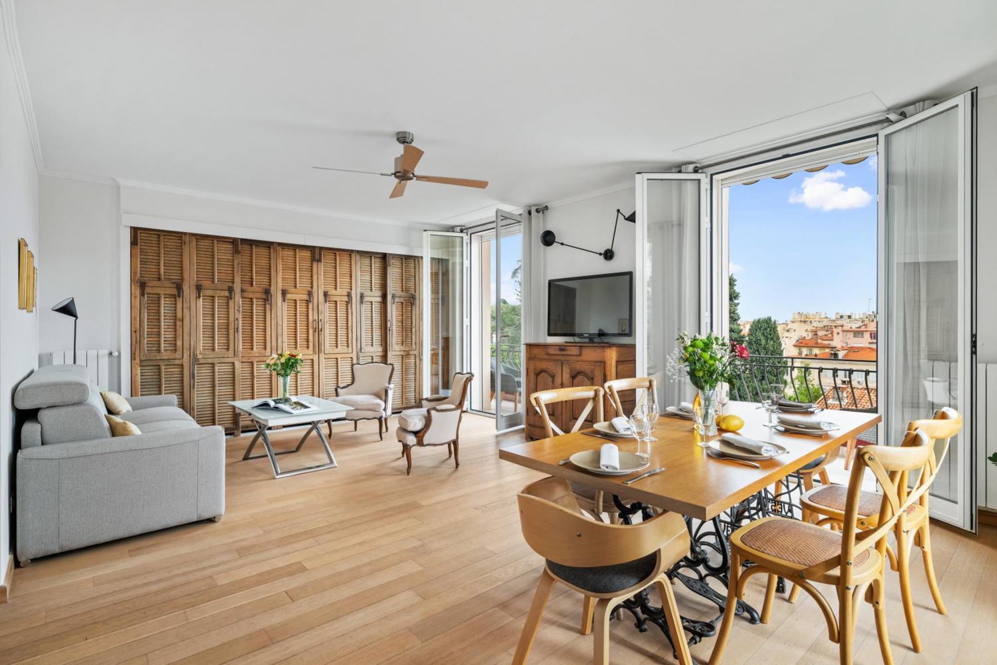 La Fabrique A Poupees - Chambres Et Appartements De Charme Au Coeur De Ментона Екстериор снимка